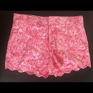 Lauren James NWT Pink Scalloped Shorts- Small